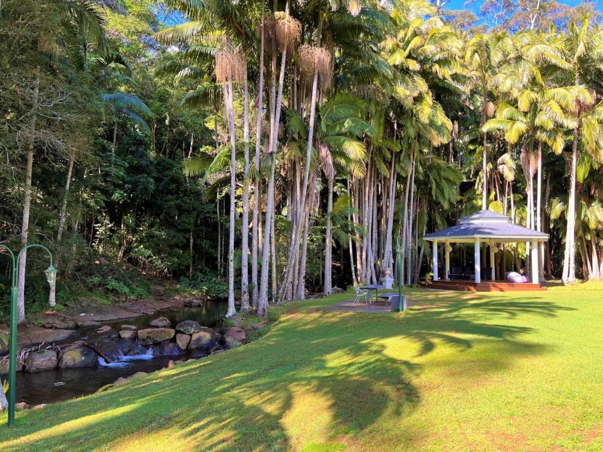 Mt Tamborine Stonehaven Manor Hotel Gold Coast Exterior photo