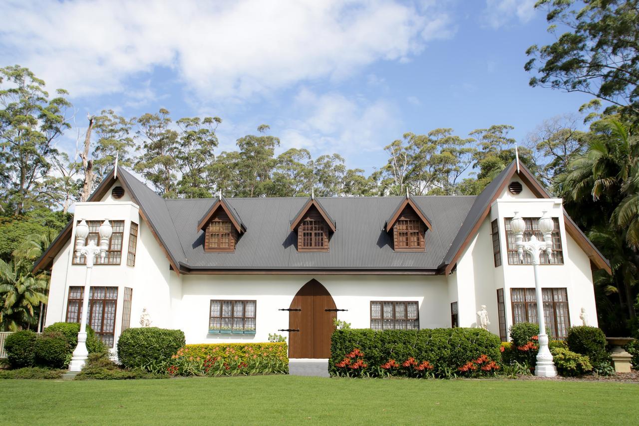 Mt Tamborine Stonehaven Manor Hotel Gold Coast Exterior photo